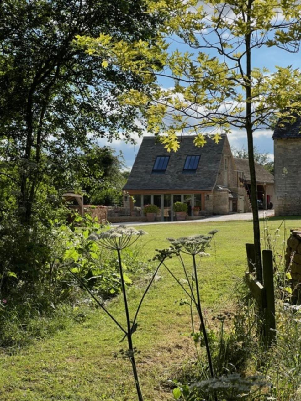 Idyllic Secluded Hideaway With Countryside Views On The Edge Of The Cotswolds Villa Hailey Exterior photo